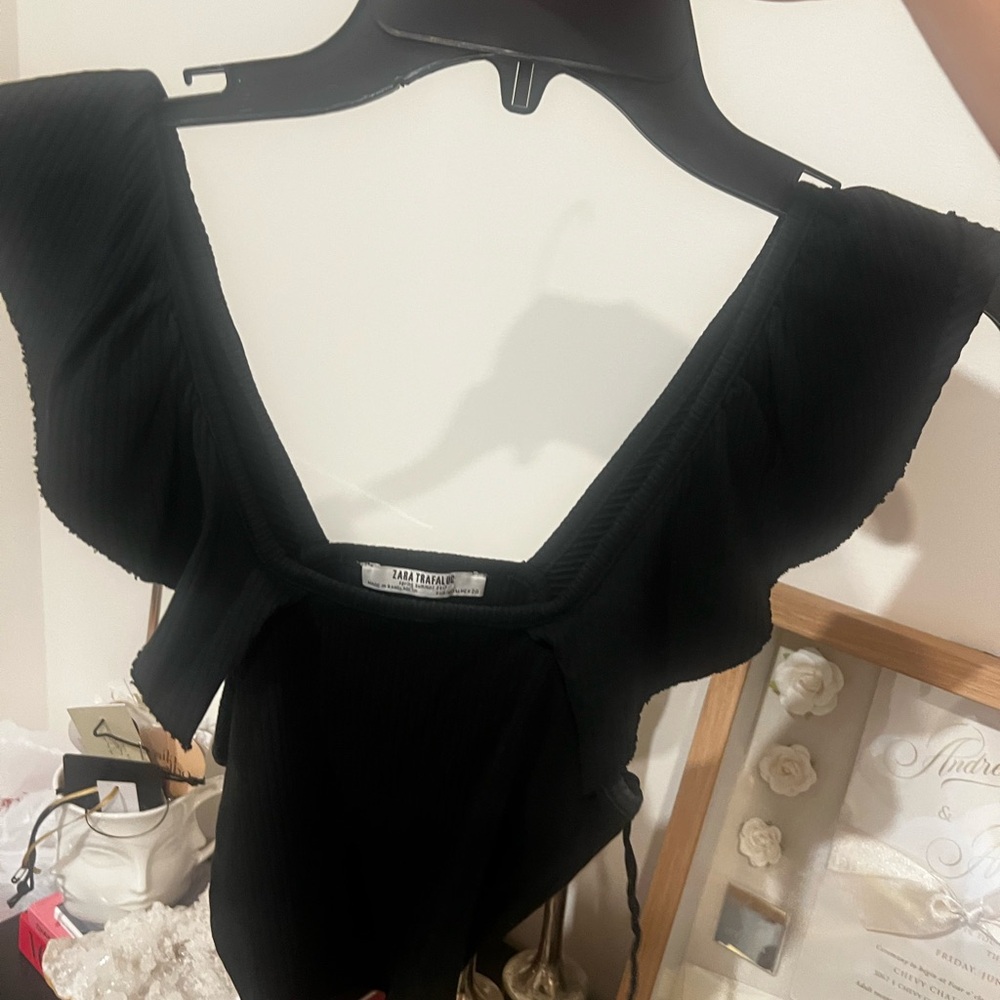Zara black cropped top